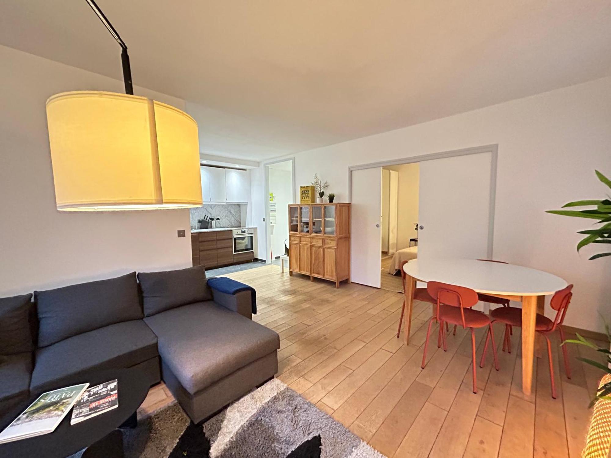 Big Apartment Eiffel Tower View Paris Exterior foto
